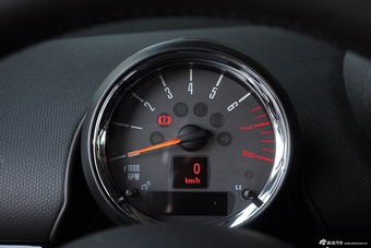 2015款MINI COUNTRYMAN 1.6T COOPER S All 4进藏限量版