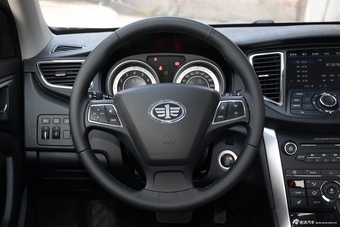 2016款奔腾B90 1.8T自动尊贵型十周年纪念版