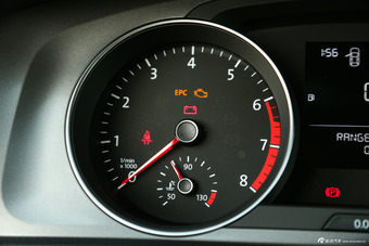 2016款高尔夫1.6L手动时尚型