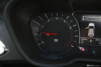 2015款传祺GS4 1.3T自动200T G-DCT精英版