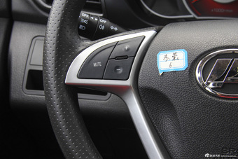 2014款力帆X50 1.5L手动豪华型