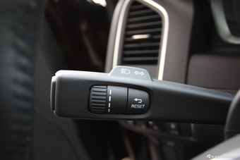 2014款改版沃尔沃XC60到店实拍