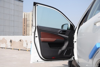 2015款比亚迪S7 1.5T手动尊贵版