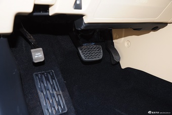 2015款汉兰达2.0T自动两驱精英版7座