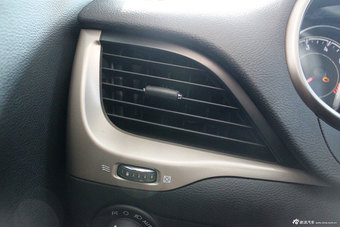 2014款自由光2.4L自动精锐版