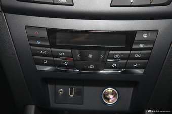 2015款绅宝X65 2.0T手动精英型