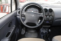 2012款乐驰1.0P-TEC手动活力型