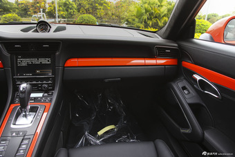 2015款保时捷911 Carrera 3.4L Style
