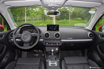 2017款奥迪A3 1.4T自动Sportback e-tron舒适型图片