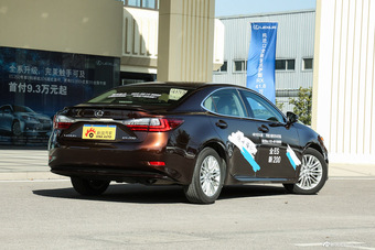 2015款雷克萨斯ES 2.0L自动200精英版