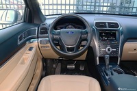 2016款探险者2.3T自动精英版