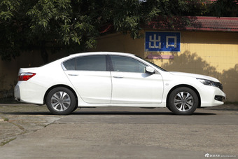 2015款雅阁2.0L自动EX豪华版