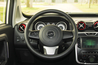 2015款中兴GX3 1.5L手动精英版