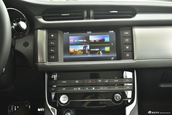 2015款捷豹XF 3.0自动SC R-Sport 风华版