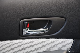 2015款马自达6 2.0L自动豪华型