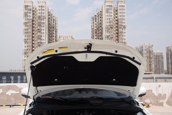 2015款比亚迪S7 1.5T手动尊贵版