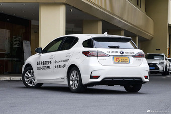 2014款雷克萨斯CT 1.8L自动200h舒适版单色