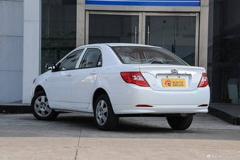 2015款比亚迪F3节能版1.5L手动标准型