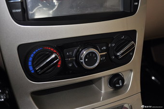 2013款中华H330 1.5L手动舒适