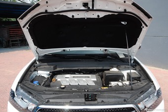 2015款哈弗H6 Coupe 2.0T自动两驱精英型