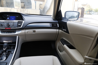 2015款雅阁2.0L自动EX豪华版