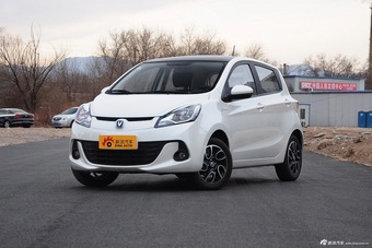 2014款奔奔1.4L手动天窗版图片