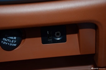 2016款吉利金刚三厢1.5L手动进取型 国IV