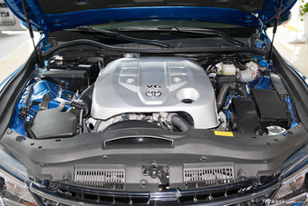 2013款锐志2.5V自动菁锐版