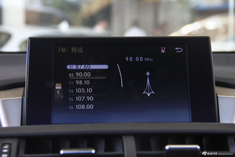 2015款雷克萨斯NX 300h全驱锋致版