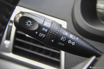 2016款中兴威虎TUV 2.5T手动澳洲版柴油两驱豪华型