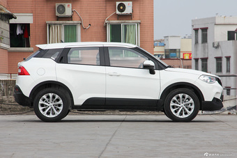 2015款中华V3 1.5L手动舒适型