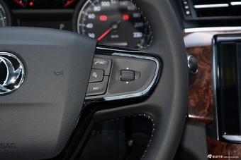 2016款东风A9 1.8T自动豪华型