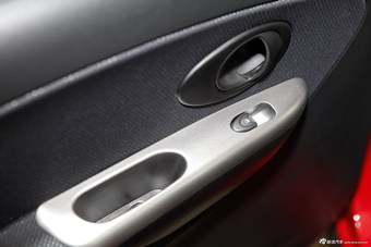 2012款乐驰1.2手动运动版优越型