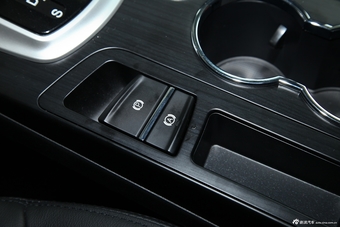 2014款传祺GS5 2.0L自动两驱周年增值版