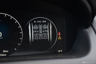 2016款捷豹XJL 2.0T自动两驱典雅商务版