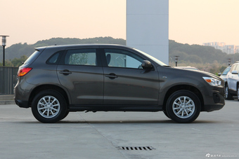 2014款劲炫ASX 2.0L自动两驱精英版