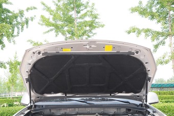 2014款拓陆者E5 2.8T精英版4JB1