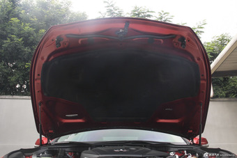 2015款英菲尼迪Q50L 2.0T自动运动版