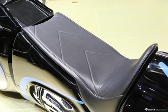 2014款极光电动摩托车