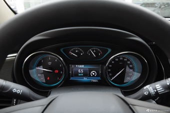 2015款昂科威20T两驱领先型