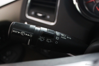 2013款克莱斯勒大捷龙到店实拍