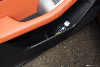 2015款宝骏560 1.8L手动精英型