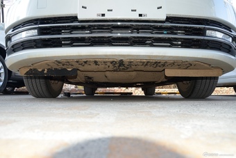 2016款东风A9 1.8T自动豪华型