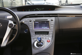 2012款普锐斯1.8L自动豪华先进版