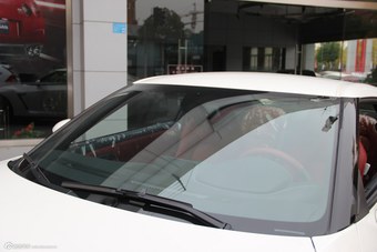 2014款日产GT-R
