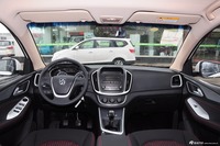 2015款 宝骏560 1.8L手动舒适型