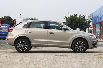 2016款众泰SR7 1.5T自动魔方之心版