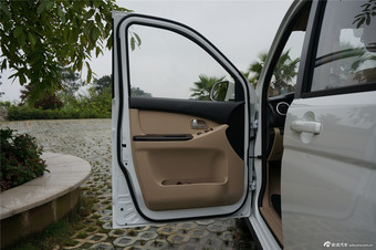 2014款长安欧诺实拍