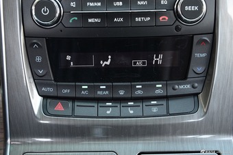 2016款CM7 2.0T自动尊享型