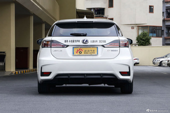 2014款雷克萨斯CT 1.8L自动200h舒适版单色